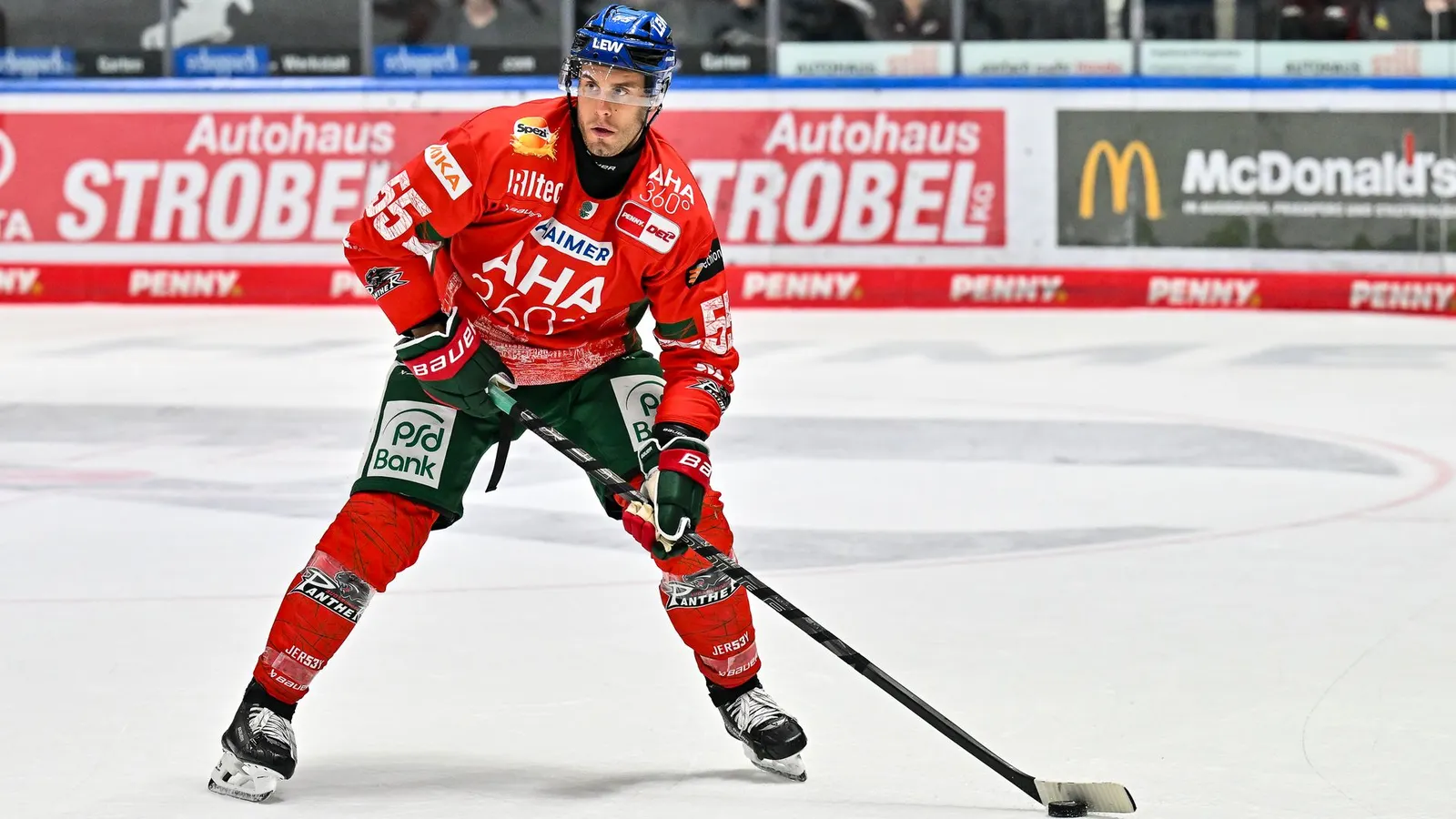 Ryan Button im Spiel für die Augsburger Panther.
