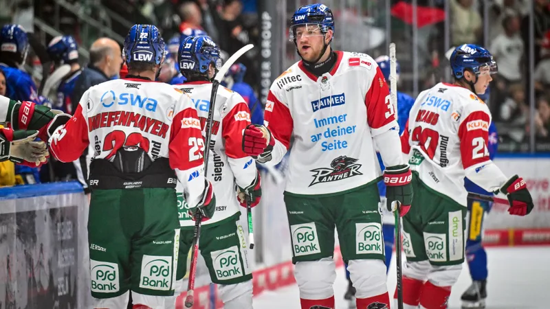 Torjubel der Augsburger Panther nach einem Treffer gegen den EHC Kloten im heimischen CFS. 